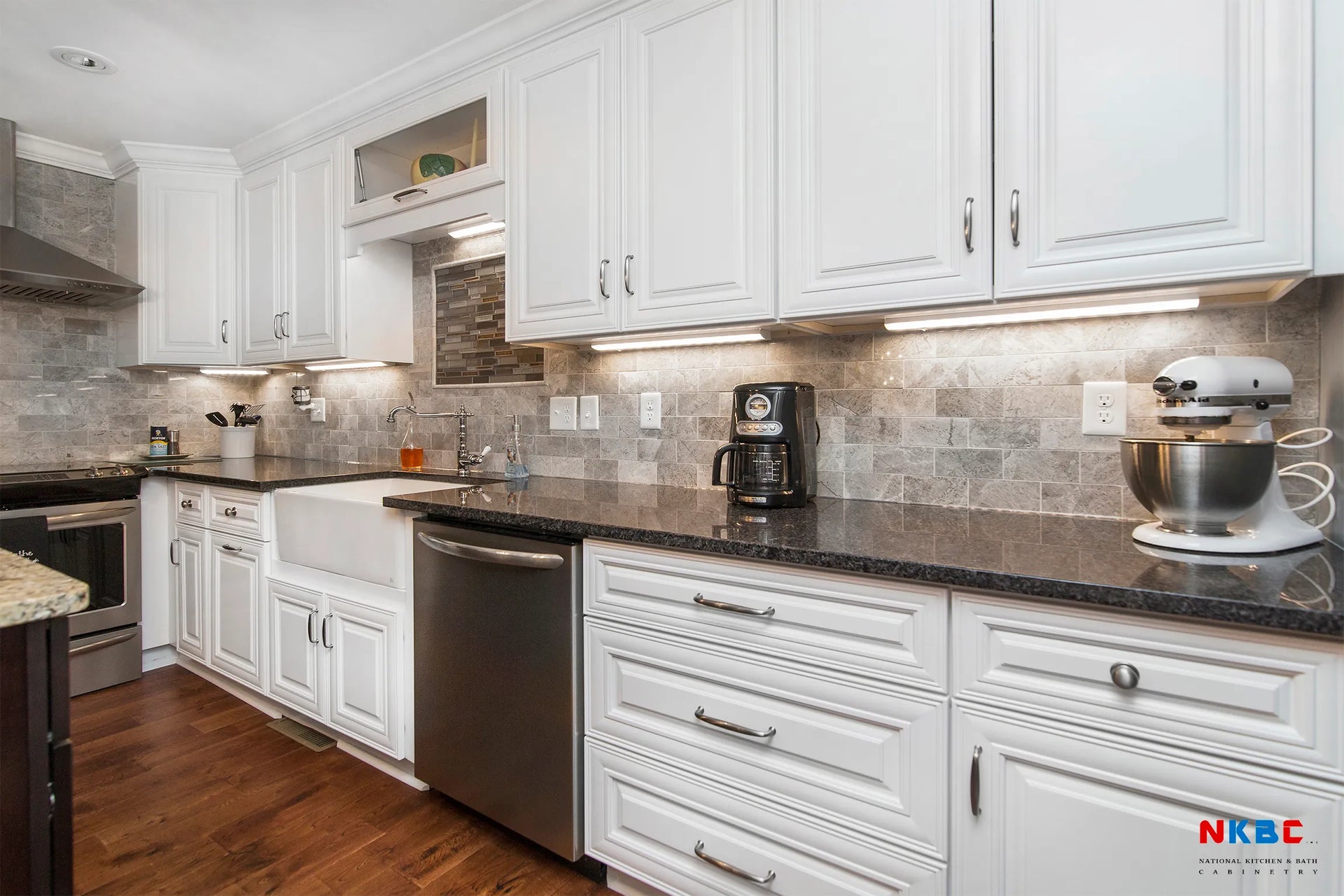 kitchen white cabinets makers in austin