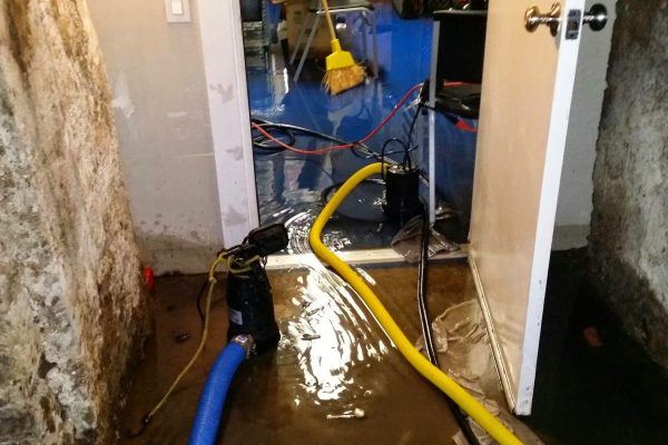 Why Commercial Properties in Manhattan Need Fast Water Damage Help